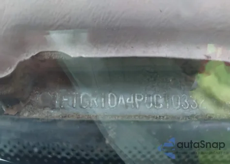 1993 Ford Ranger z USA, uszkodzony, nr VIN 1FTCR10A4PUC10332